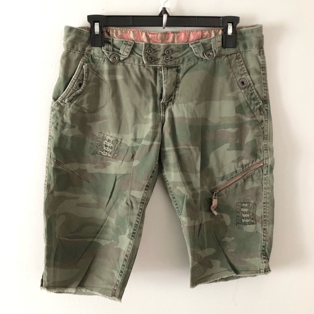 🔥Vintage Y2K Billabong Camo Green Cargo Shorts Jorts Low Rise Bermuda Streetwear